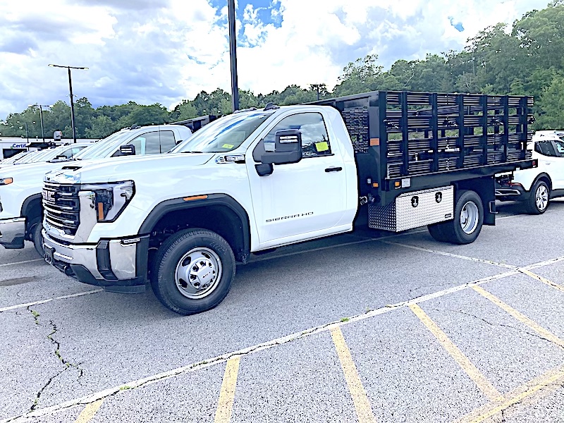 2024 GMC C3500 12’ RACK