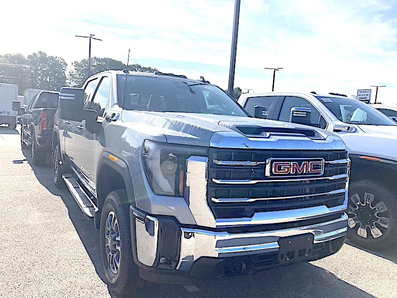 2026 GMC K2500 CREW CAB SLE